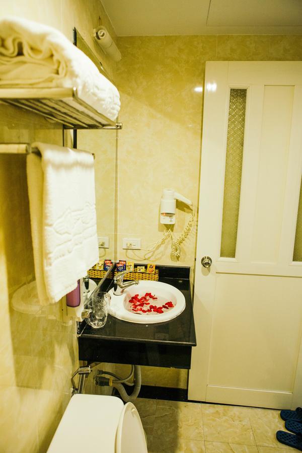Tran Gia - Lang Ha Hotel Ханой Экстерьер фото
